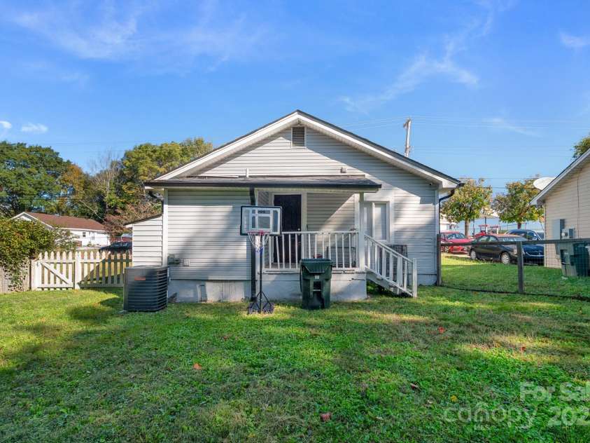 2317 Milton Avenue, Gastonia, NC 28052.  MLS# CAR4313429, YatesRealty ID 308. 