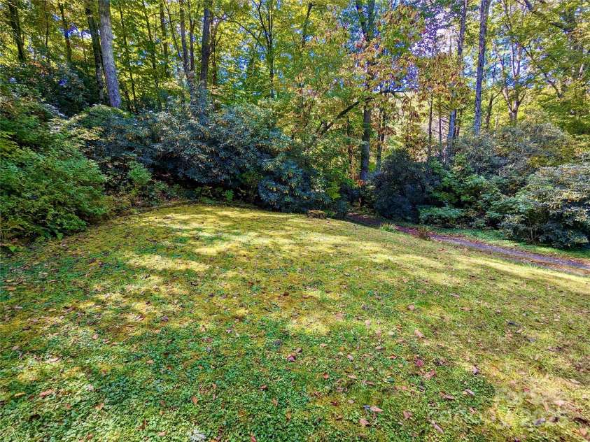 46 Tree Farm Road, Spruce Pine, NC 28777.  MLS# CAR4184034, YatesRealty ID 308. 