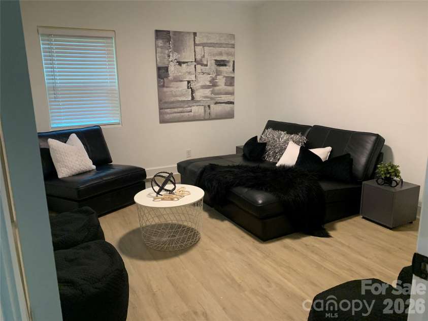 2524 Pickway Drive, Charlotte, NC 28269.  MLS# CAR4330657, YatesRealty ID 3080. Bedroom 1