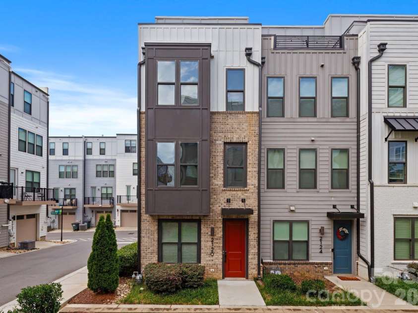 2120 Terwilliger Terrace, Charlotte, NC 28203.  MLS# CAR4384224, YatesRealty ID 30803. 