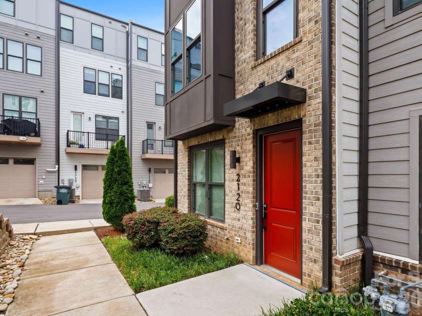 2120 Terwilliger Terrace, Charlotte, NC 28203.  MLS# CAR4384224, YatesRealty ID 30803. 