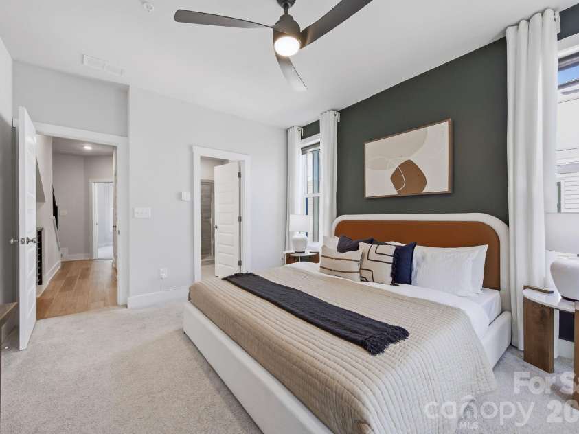 2120 Terwilliger Terrace, Charlotte, NC 28203.  MLS# CAR4384224, YatesRealty ID 30803. 