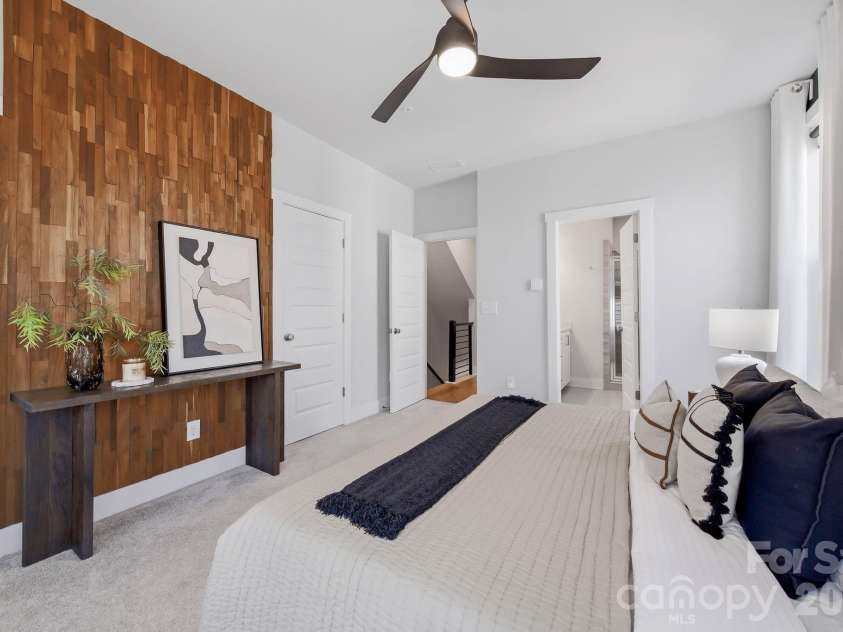 2120 Terwilliger Terrace, Charlotte, NC 28203.  MLS# CAR4384224, YatesRealty ID 30803. 