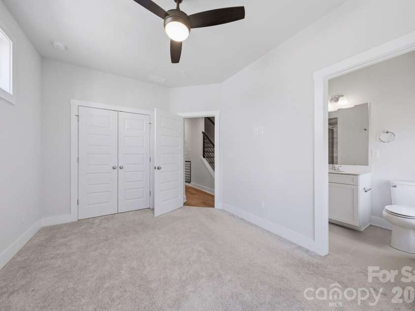 2120 Terwilliger Terrace, Charlotte, NC 28203.  MLS# CAR4384224, YatesRealty ID 30803. 