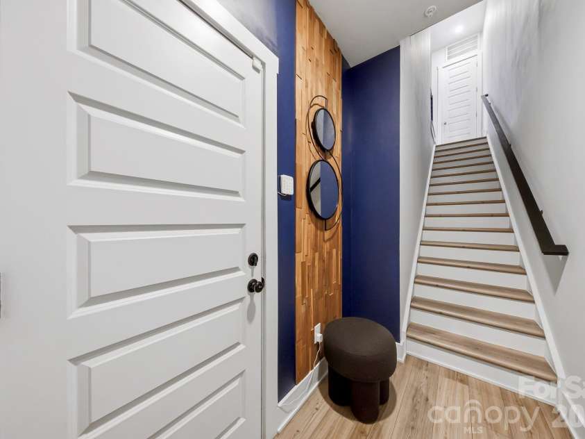 2120 Terwilliger Terrace, Charlotte, NC 28203.  MLS# CAR4384224, YatesRealty ID 30803. 
