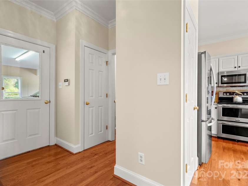 8173 Shannon Woods Lane, Weddington, NC 28104.  MLS# CAR4274910, YatesRealty ID 30803. 