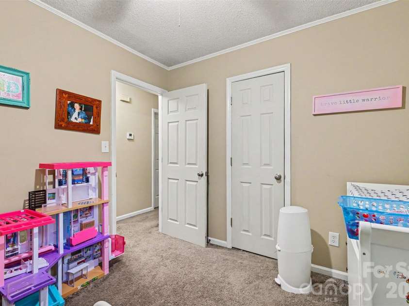 307 Will Hall Road, Kings Mountain, NC 28086.  MLS# CAR4386302, YatesRealty ID 30805. 