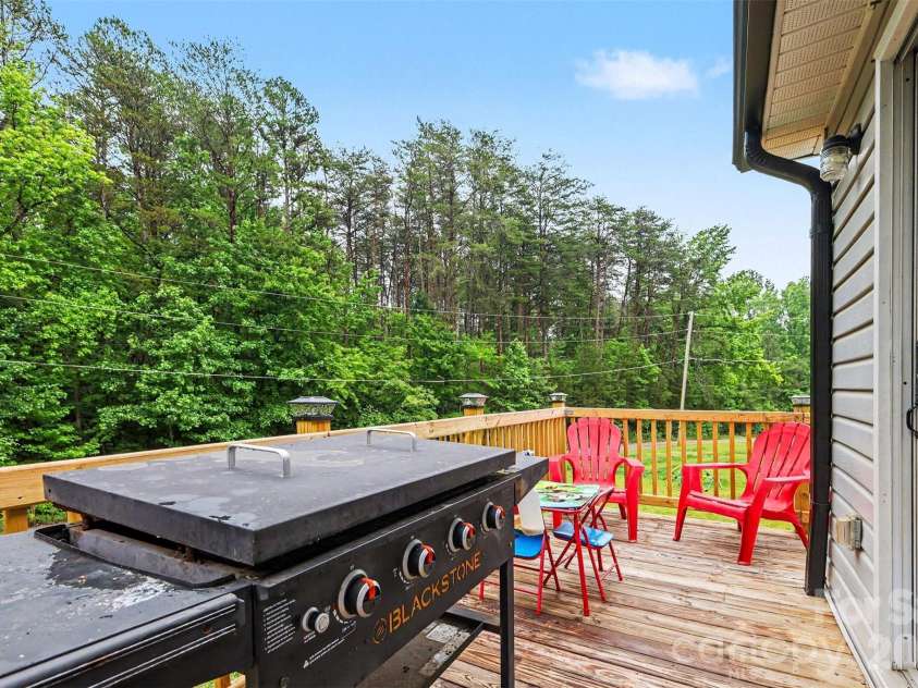 307 Will Hall Road, Kings Mountain, NC 28086.  MLS# CAR4386302, YatesRealty ID 30805. 