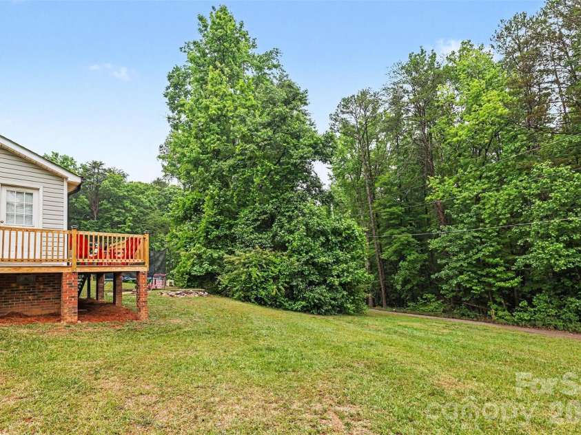 307 Will Hall Road, Kings Mountain, NC 28086.  MLS# CAR4386302, YatesRealty ID 30805. 