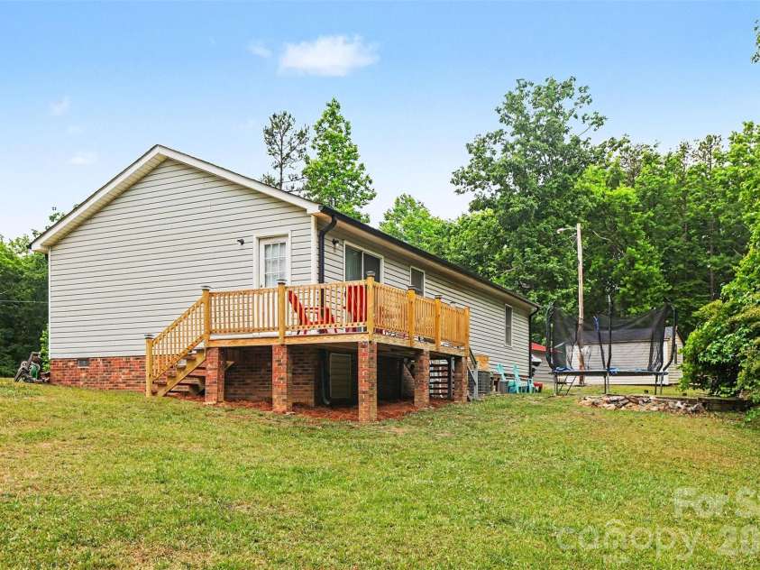 307 Will Hall Road, Kings Mountain, NC 28086.  MLS# CAR4386302, YatesRealty ID 30805. 