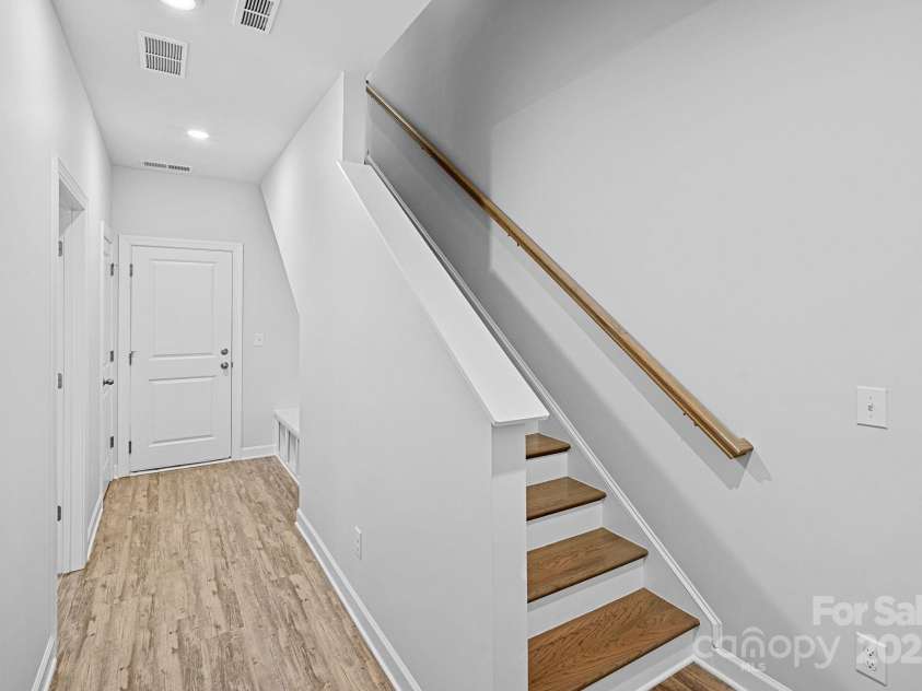 2426 Arbor Loop Drive, Charlotte, NC 28217.  MLS# CAR4285270, YatesRealty ID 30807. 