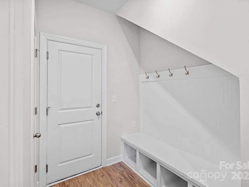 2426 Arbor Loop Drive, Charlotte, NC 28217.  MLS# CAR4285270, YatesRealty ID 30807. 