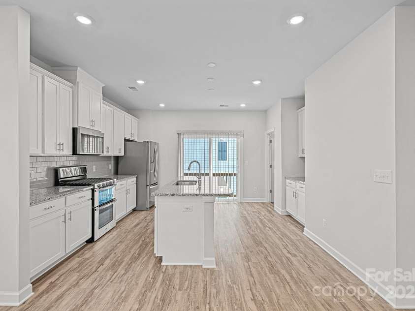 2426 Arbor Loop Drive, Charlotte, NC 28217.  MLS# CAR4285270, YatesRealty ID 30807. 