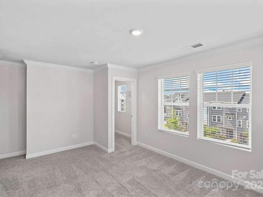 2426 Arbor Loop Drive, Charlotte, NC 28217.  MLS# CAR4285270, YatesRealty ID 30807. 