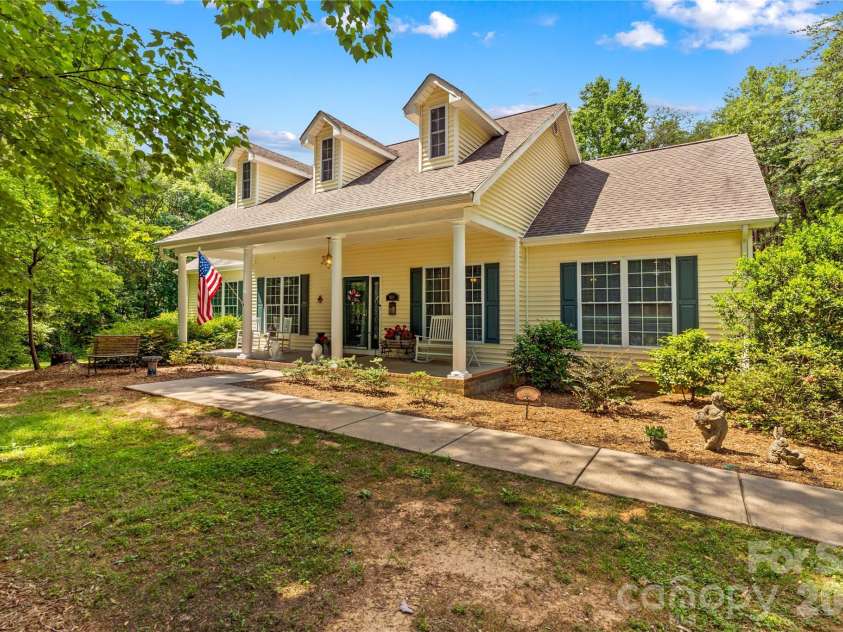 1629 Parkside Drive, Catawba, NC 28609.  MLS# CAR4380774, YatesRealty ID 30808. 