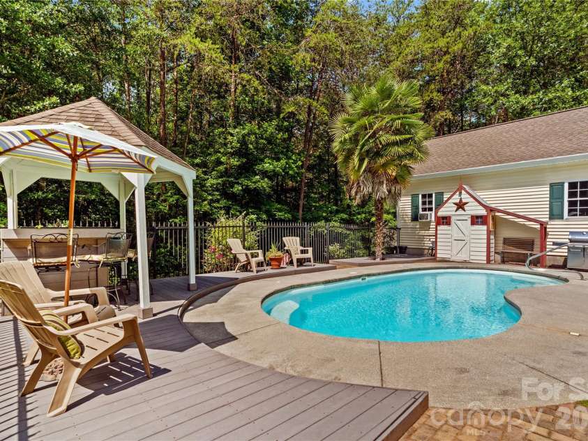 1629 Parkside Drive, Catawba, NC 28609.  MLS# CAR4380774, YatesRealty ID 30808. 