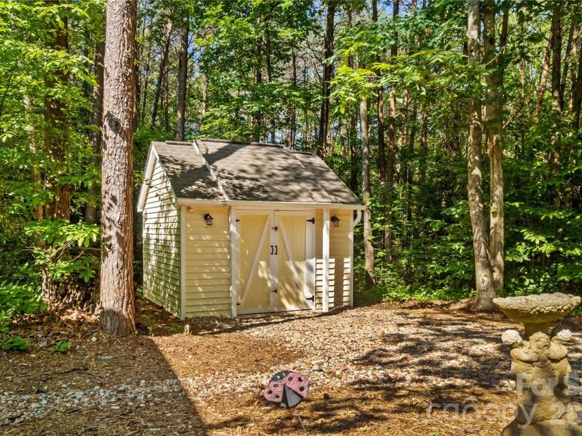 1629 Parkside Drive, Catawba, NC 28609.  MLS# CAR4380774, YatesRealty ID 30808. 