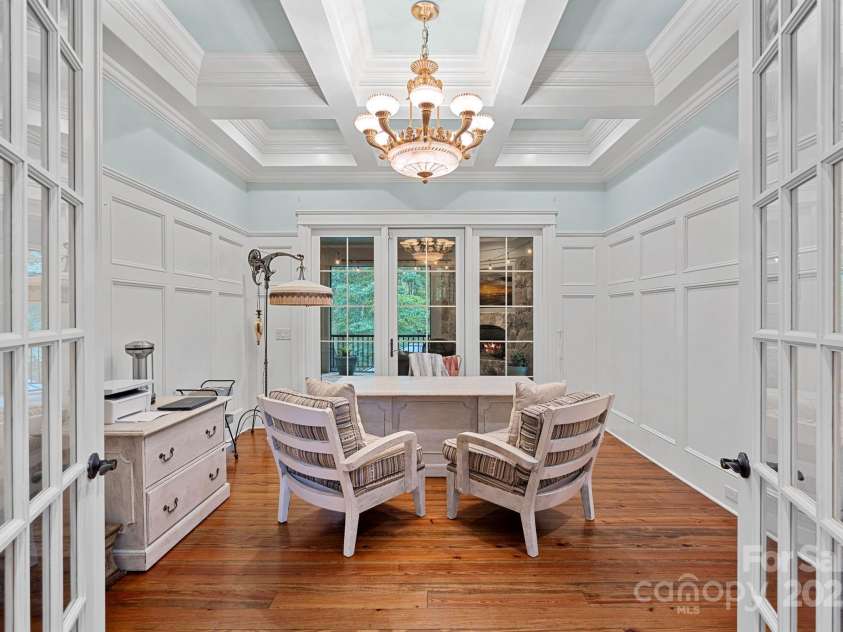 10300 Sweetleaf Place, Charlotte, NC 28278.  MLS# CAR4261282, YatesRealty ID 30809. 
