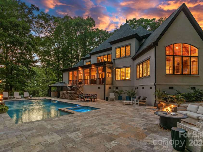 10300 Sweetleaf Place, Charlotte, NC 28278.  MLS# CAR4261282, YatesRealty ID 30809. 