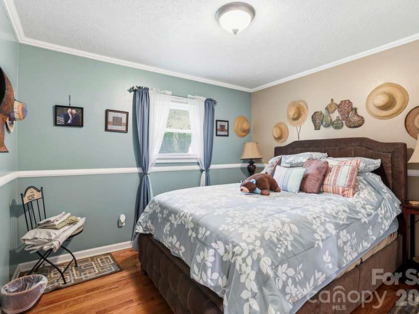 25 Norman Road, Fletcher, NC 28732.  MLS# CAR4278825, YatesRealty ID 3081. 
