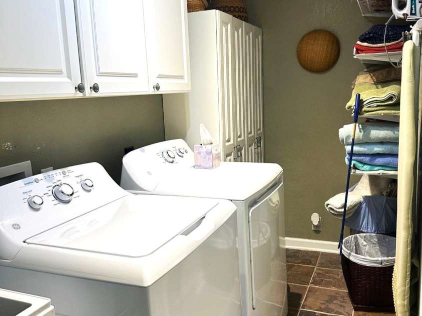 25 Norman Road, Fletcher, NC 28732.  MLS# CAR4278825, YatesRealty ID 3081. Laundry room