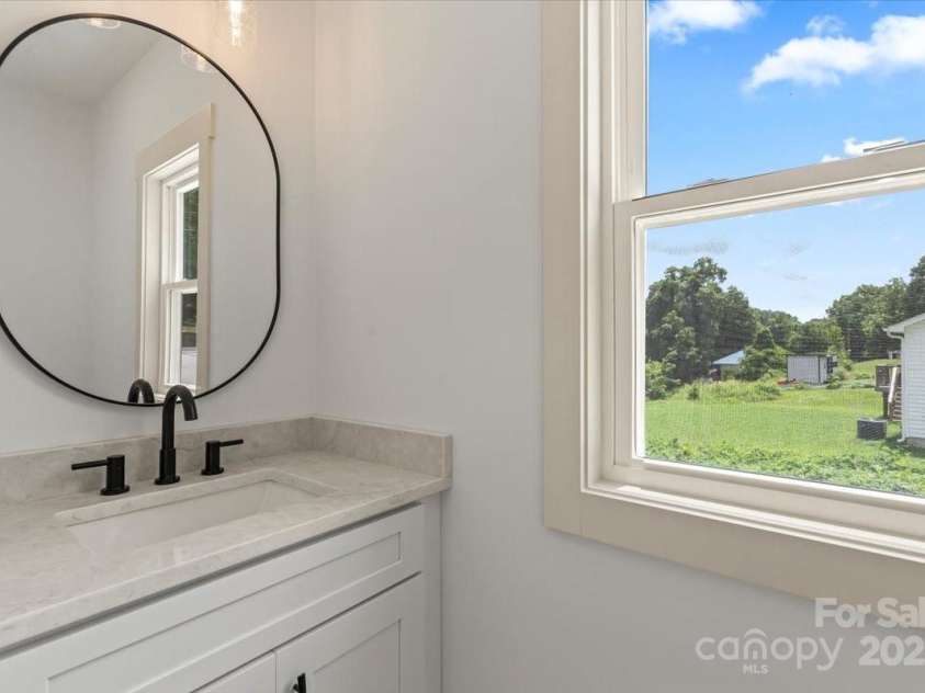 431 Norment Avenue, Gastonia, NC 28052.  MLS# CAR4282704, YatesRealty ID 3081. 