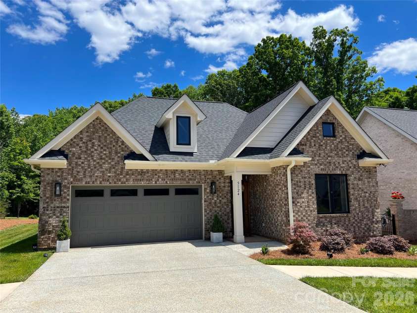 5124 Silver Trace Lane, Denver, NC 28037.  MLS# CAR4382264, YatesRealty ID 30810. Front