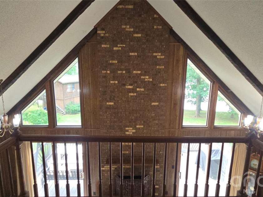 565 Bonum Road, Lake Wylie, SC 29710.  MLS# CAR4391525, YatesRealty ID 30811. 