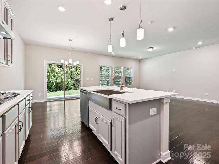 8512 Pennegrove Circle, Charlotte, NC 28214.  MLS# CAR4281717, YatesRealty ID 30811. 