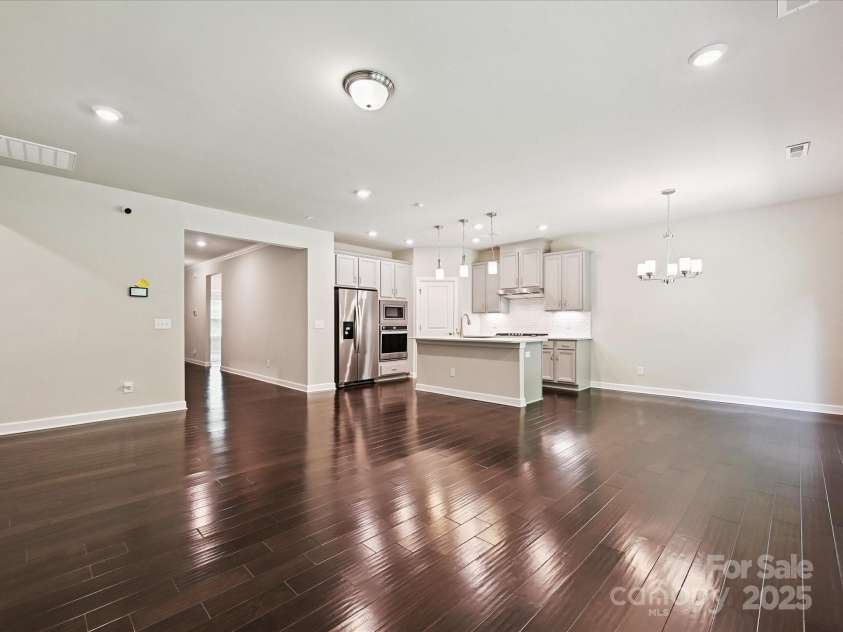 8512 Pennegrove Circle, Charlotte, NC 28214.  MLS# CAR4281717, YatesRealty ID 30811. 