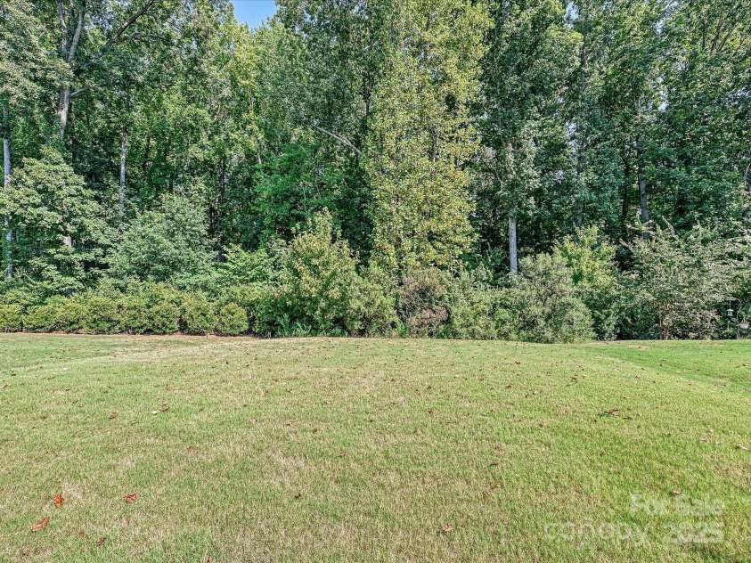 8512 Pennegrove Circle, Charlotte, NC 28214.  MLS# CAR4281717, YatesRealty ID 30811. 