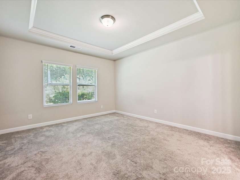 8512 Pennegrove Circle, Charlotte, NC 28214.  MLS# CAR4281717, YatesRealty ID 30811. Primary Bedroom
