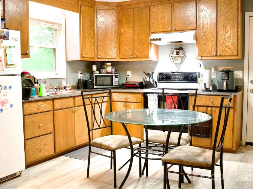 2379 Pea Ridge Road, Mill Spring, NC 28756.  MLS# CAR4285850, YatesRealty ID 30812. 