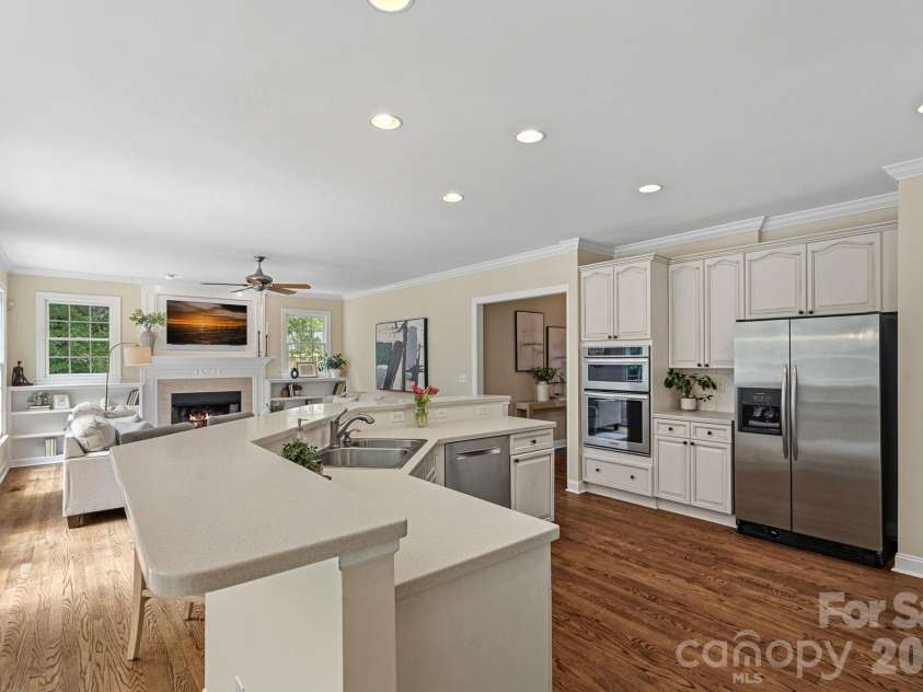 3124 Rhett Butler Place, Charlotte, NC 28270.  MLS# CAR4384356, YatesRealty ID 30812. 