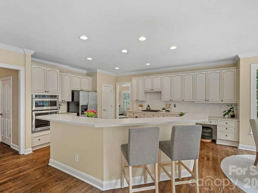 3124 Rhett Butler Place, Charlotte, NC 28270.  MLS# CAR4384356, YatesRealty ID 30812. 