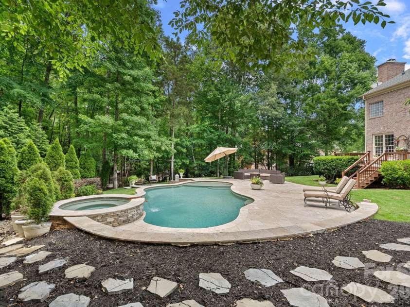 3124 Rhett Butler Place, Charlotte, NC 28270.  MLS# CAR4384356, YatesRealty ID 30812. 