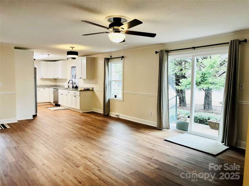 185 Brookmont Avenue, Forest City, NC 28043.  MLS# CAR4207770, YatesRealty ID 30814. 