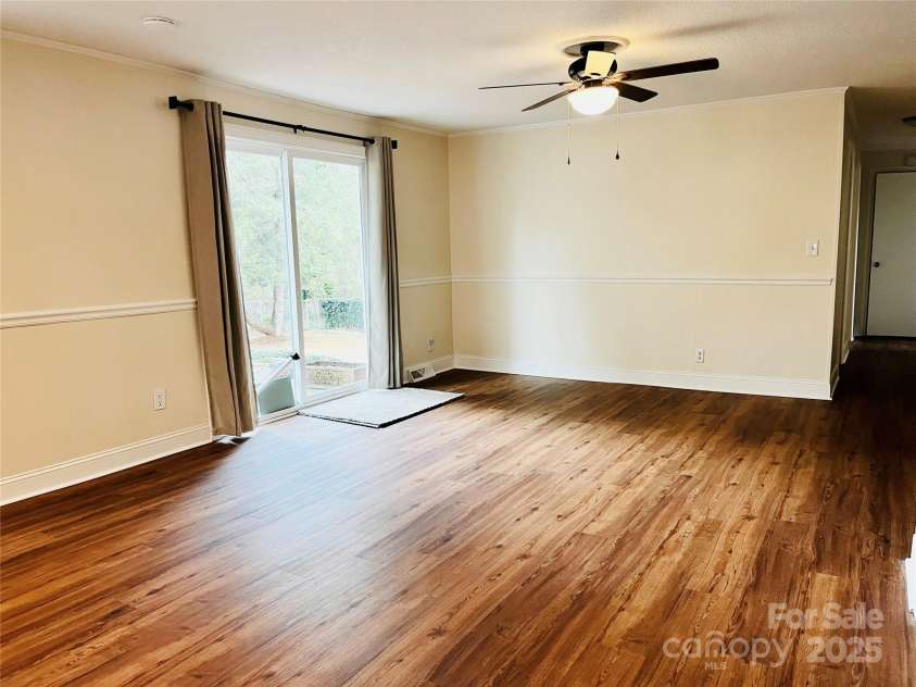 185 Brookmont Avenue, Forest City, NC 28043.  MLS# CAR4207770, YatesRealty ID 30814. 