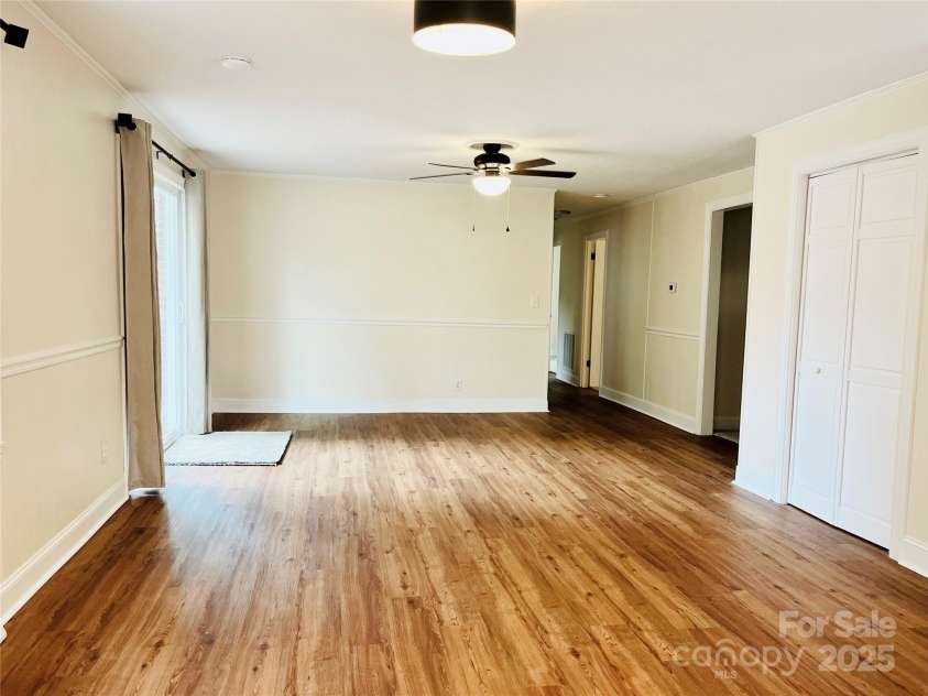 185 Brookmont Avenue, Forest City, NC 28043.  MLS# CAR4207770, YatesRealty ID 30814. 