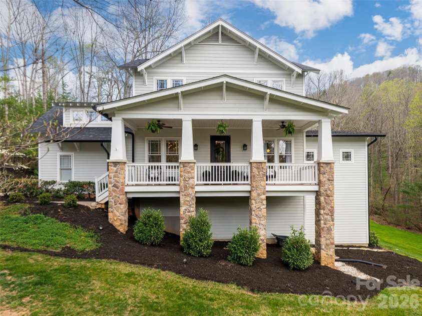 67 White Ash Drive, Asheville, NC 28803.  MLS# CAR4366928, YatesRealty ID 30814. 