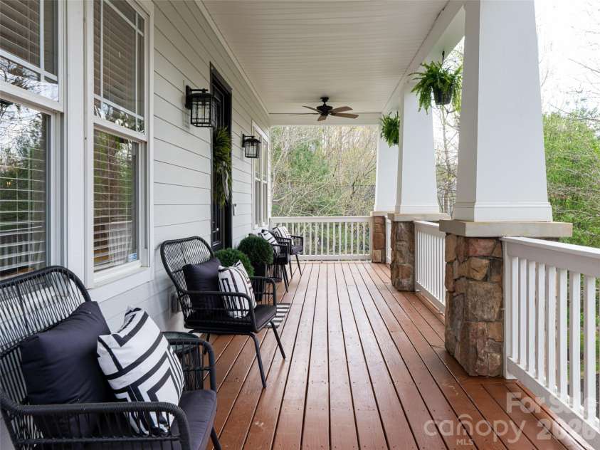67 White Ash Drive, Asheville, NC 28803.  MLS# CAR4366928, YatesRealty ID 30814. 