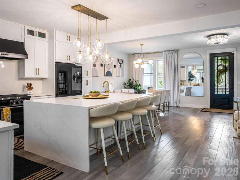 67 White Ash Drive, Asheville, NC 28803.  MLS# CAR4366928, YatesRealty ID 30814. 