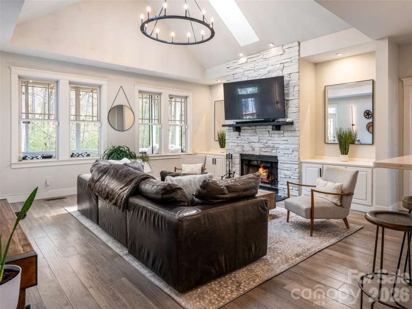67 White Ash Drive, Asheville, NC 28803.  MLS# CAR4366928, YatesRealty ID 30814. 