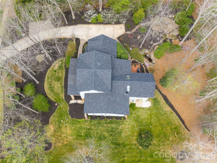 67 White Ash Drive, Asheville, NC 28803.  MLS# CAR4366928, YatesRealty ID 30814. 