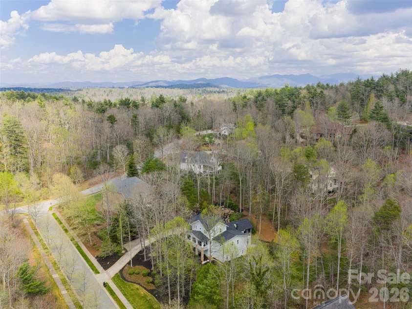 67 White Ash Drive, Asheville, NC 28803.  MLS# CAR4366928, YatesRealty ID 30814. 
