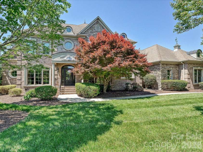 1208 Venetian Way Drive, Waxhaw, NC 28173.  MLS# CAR4385660, YatesRealty ID 30815. 