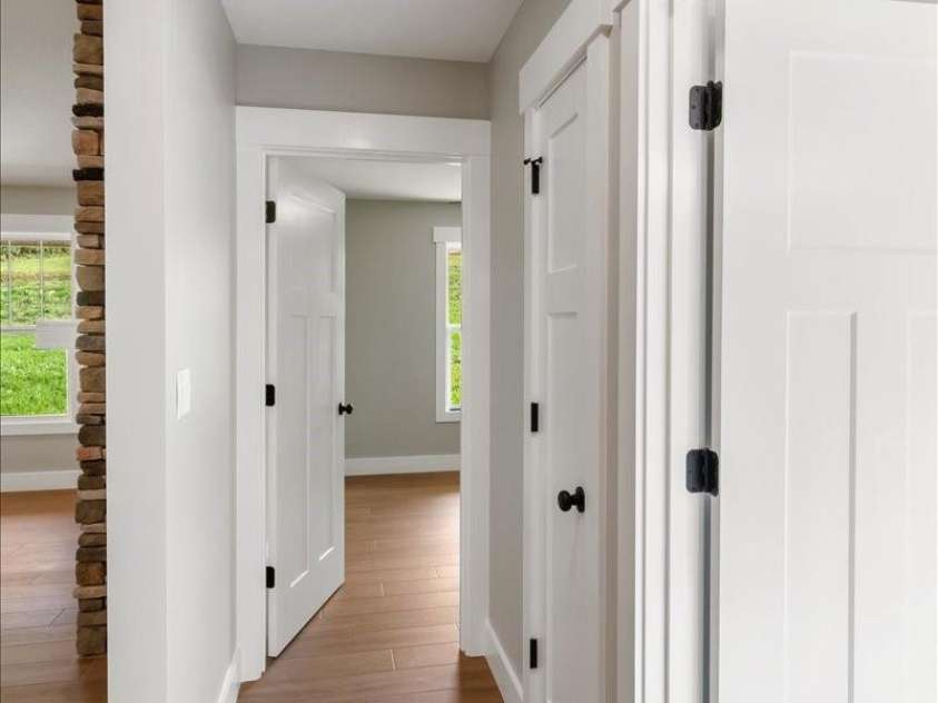 632 Morlin Acres Drive, Marshall, NC 28753.  MLS# CAR4264101, YatesRealty ID 30816. 