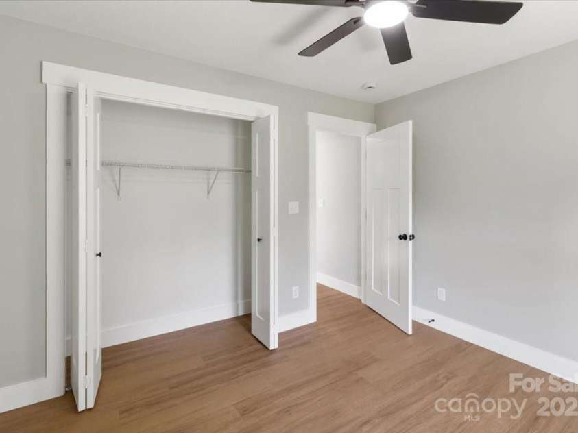 632 Morlin Acres Drive, Marshall, NC 28753.  MLS# CAR4264101, YatesRealty ID 30816. 