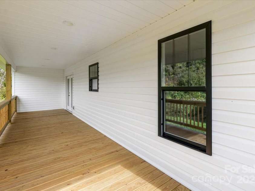 632 Morlin Acres Drive, Marshall, NC 28753.  MLS# CAR4264101, YatesRealty ID 30816. 