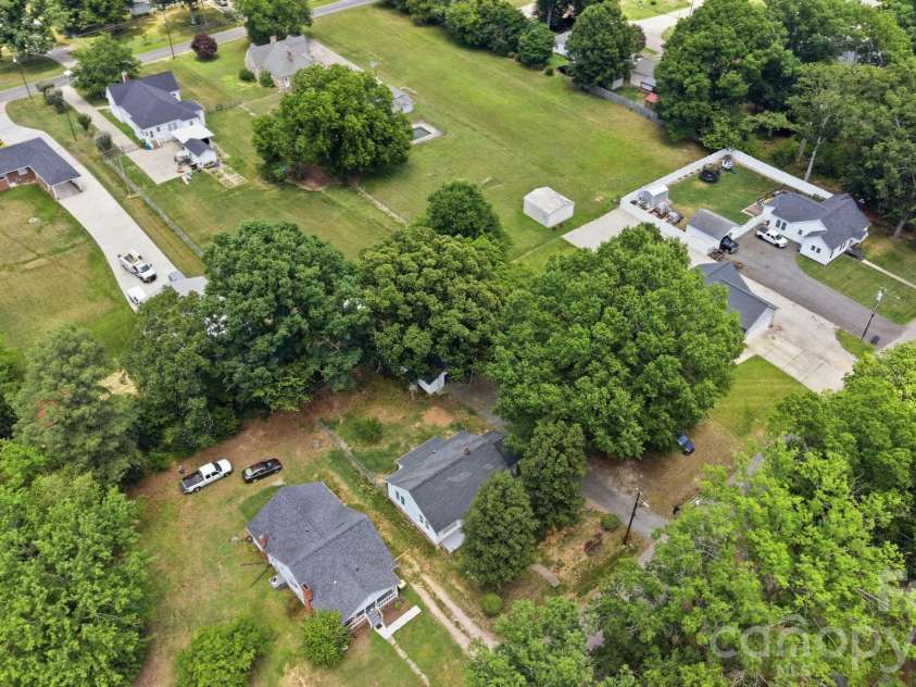 1911 Glenwood Street, Kannapolis, NC 28083.  MLS# CAR4392581, YatesRealty ID 30817. 